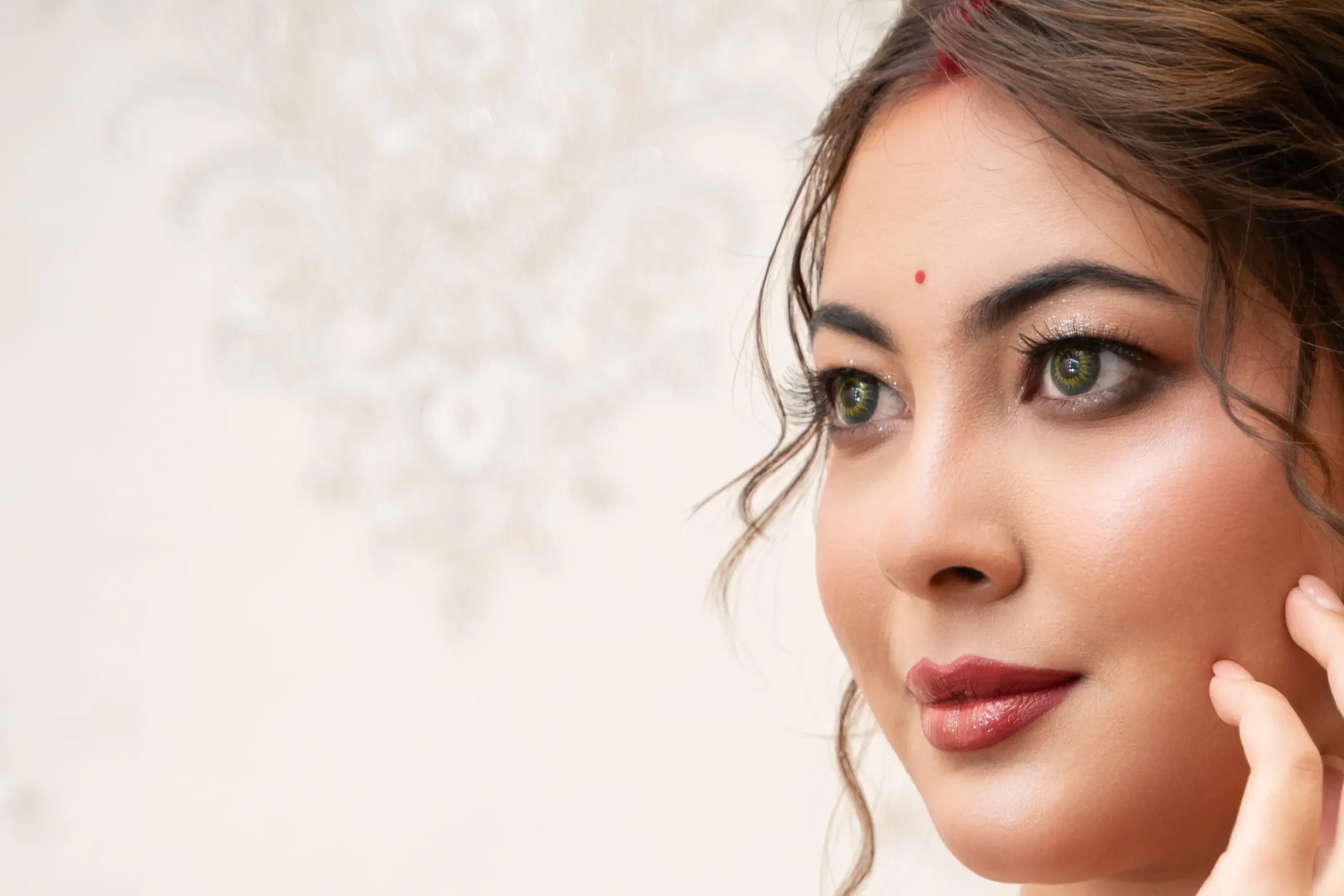 nepali women with contact lens